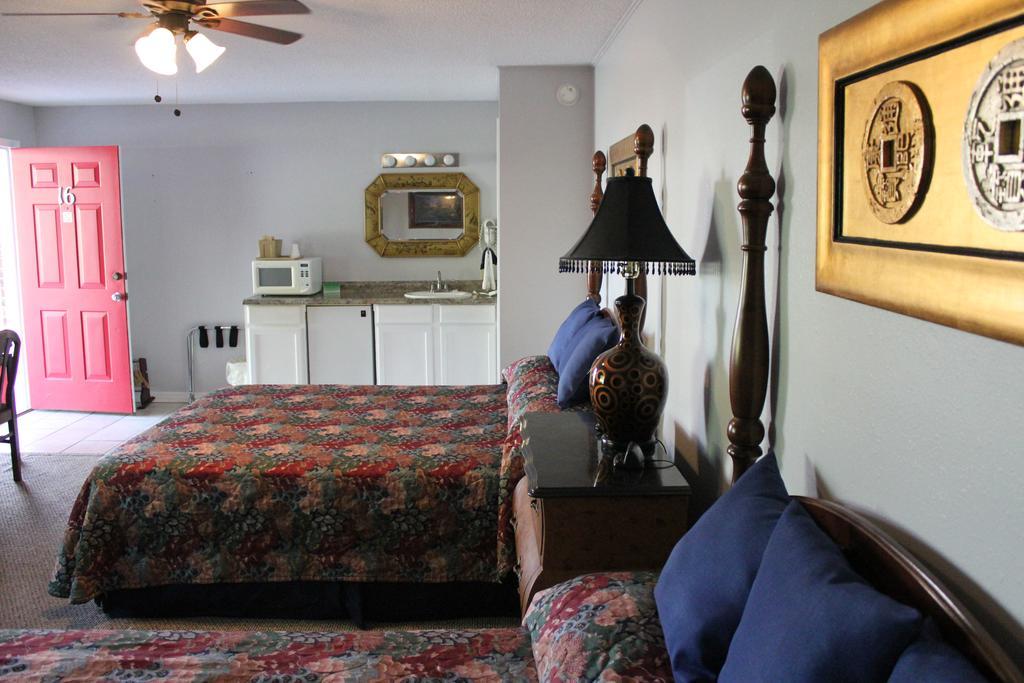 Brydan Suites Eureka Springs Buitenkant foto