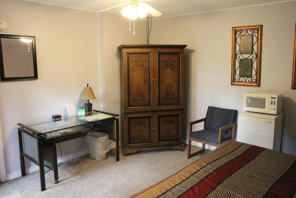 Brydan Suites Eureka Springs Buitenkant foto